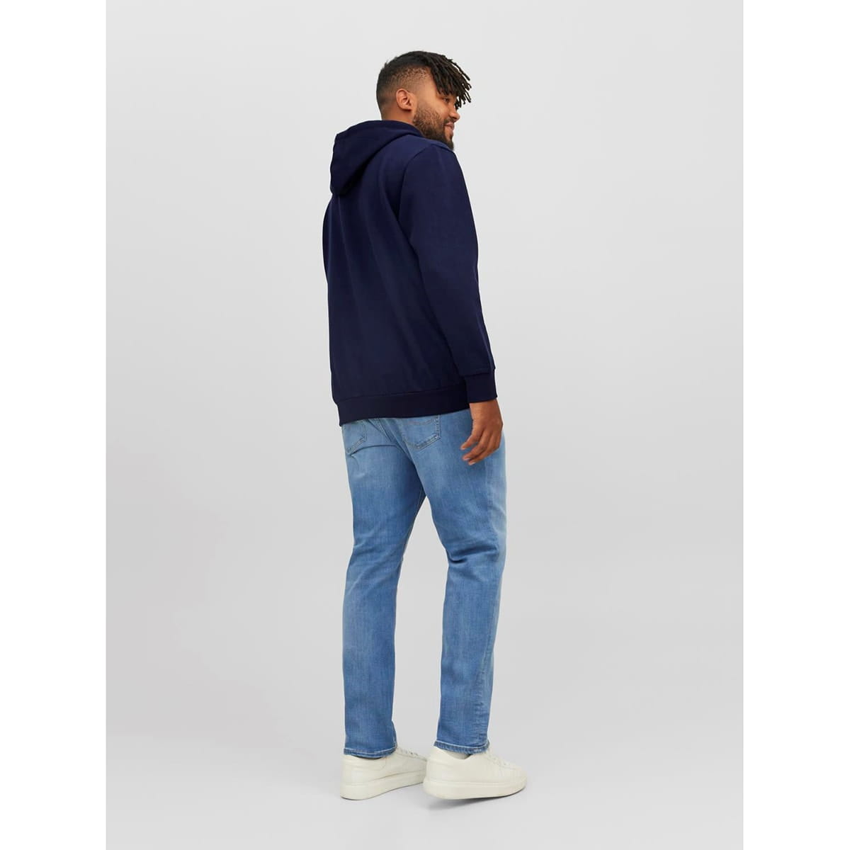 Duża męska bluza wkładana przez głowę z kapturem napisy Jack &amp; Jones 12236803 granatowo-czerwona