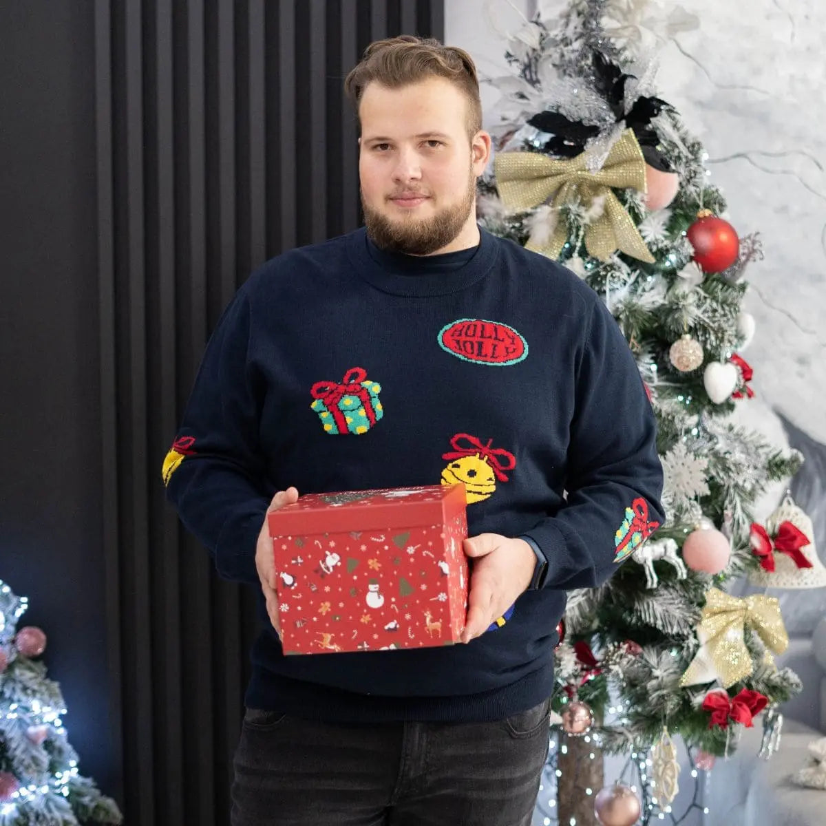 Duży męski świąteczny sweter wkładany przez głowę Jack &amp; Jones 12288022 granatowy