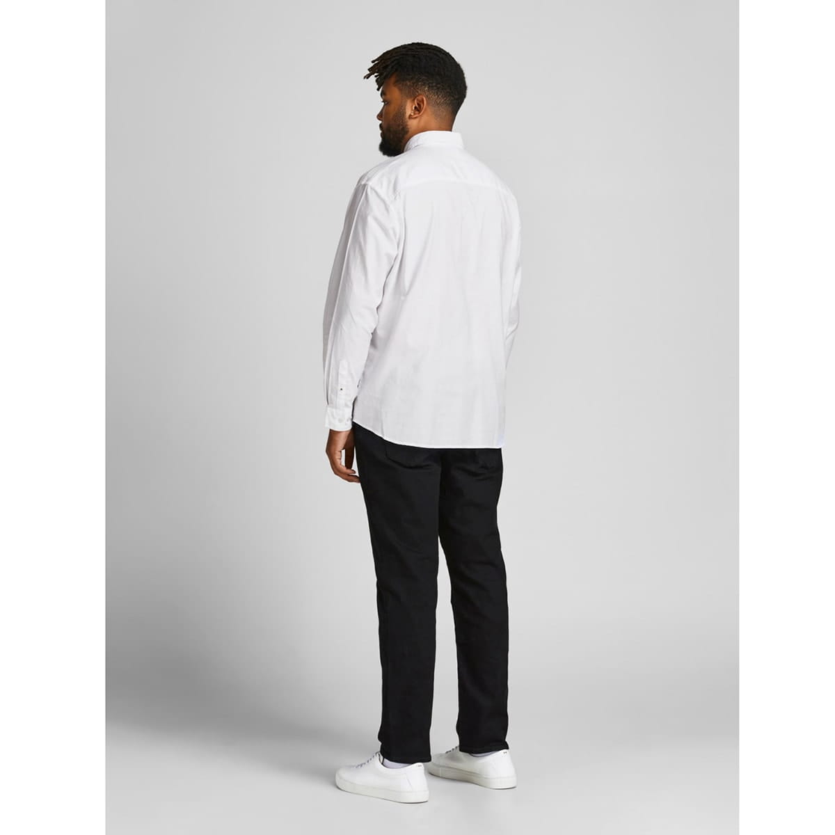 Duża koszula męska z długim rękawem gładka Jack &amp; Jones 12190444 biała
