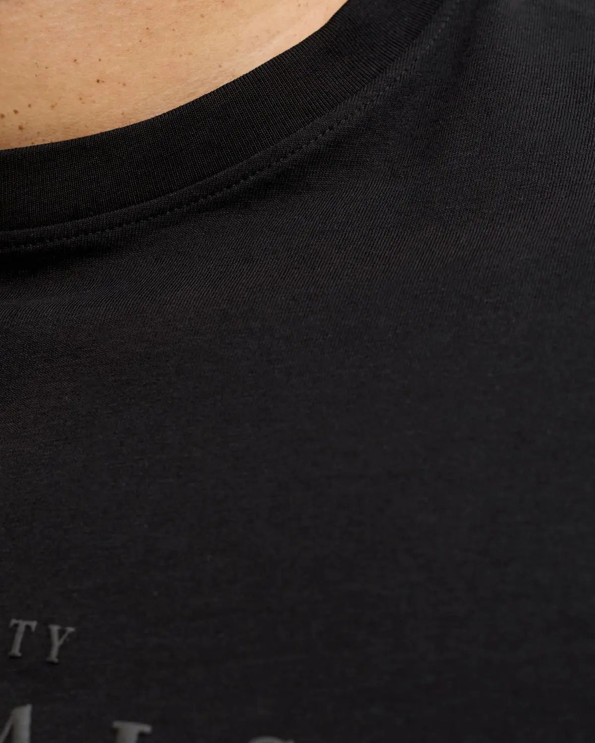 Duża męska koszulka z napisem t-shirt Jack &amp; Jones 12293187 czarny
