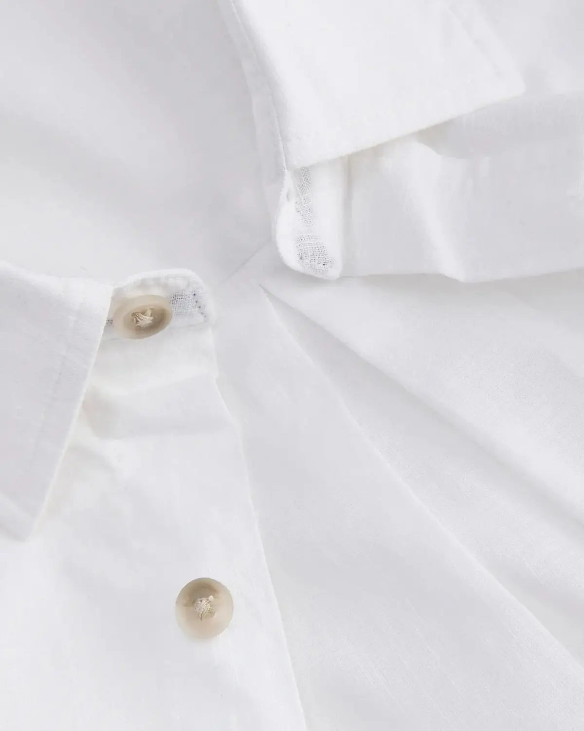 Duża męska gładka koszula z krótkim rękawem Jack &amp; Jones 12289572 biała