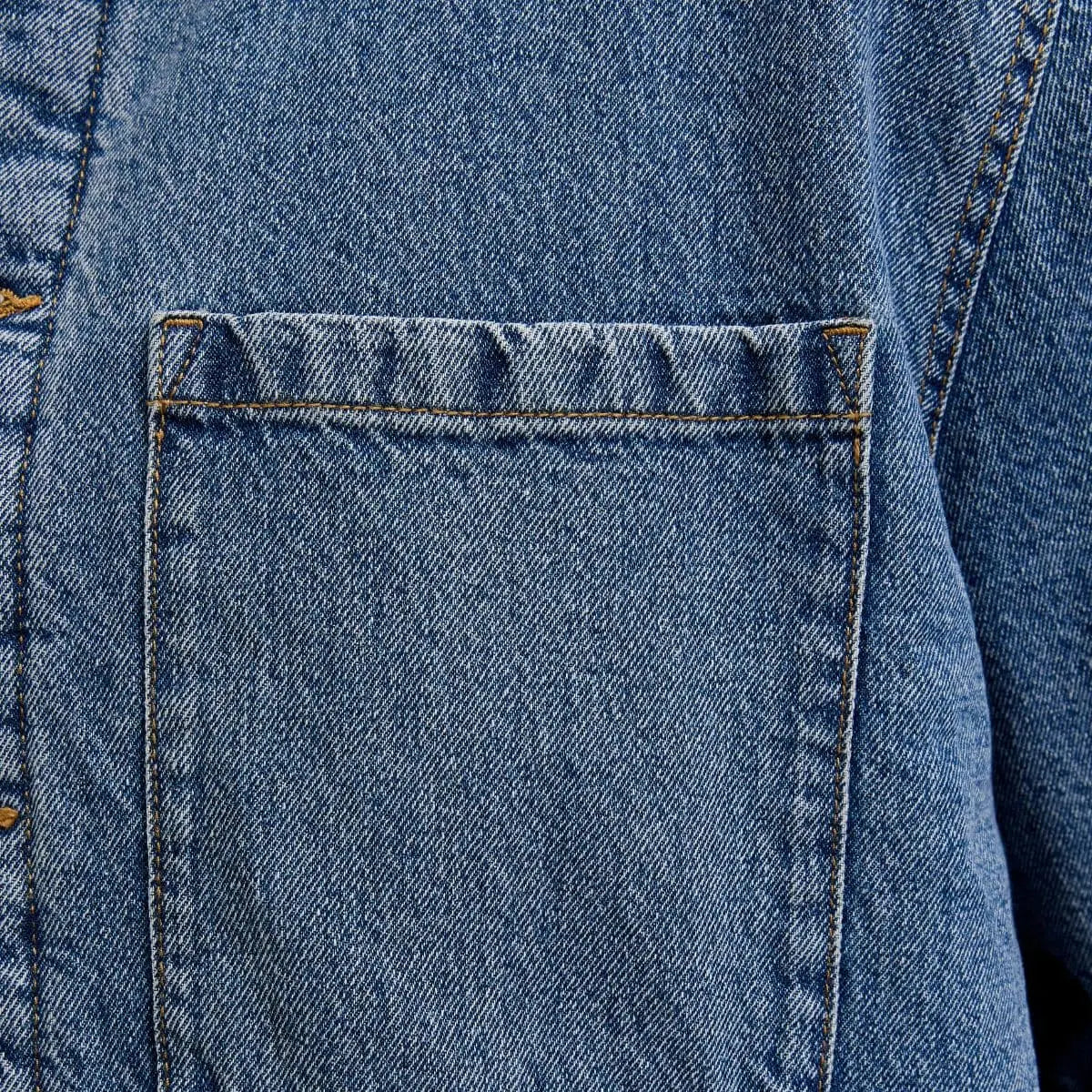 Duża kurtka jeansowa katana ocieplana Jack &amp; Jones 12286912 niebieska