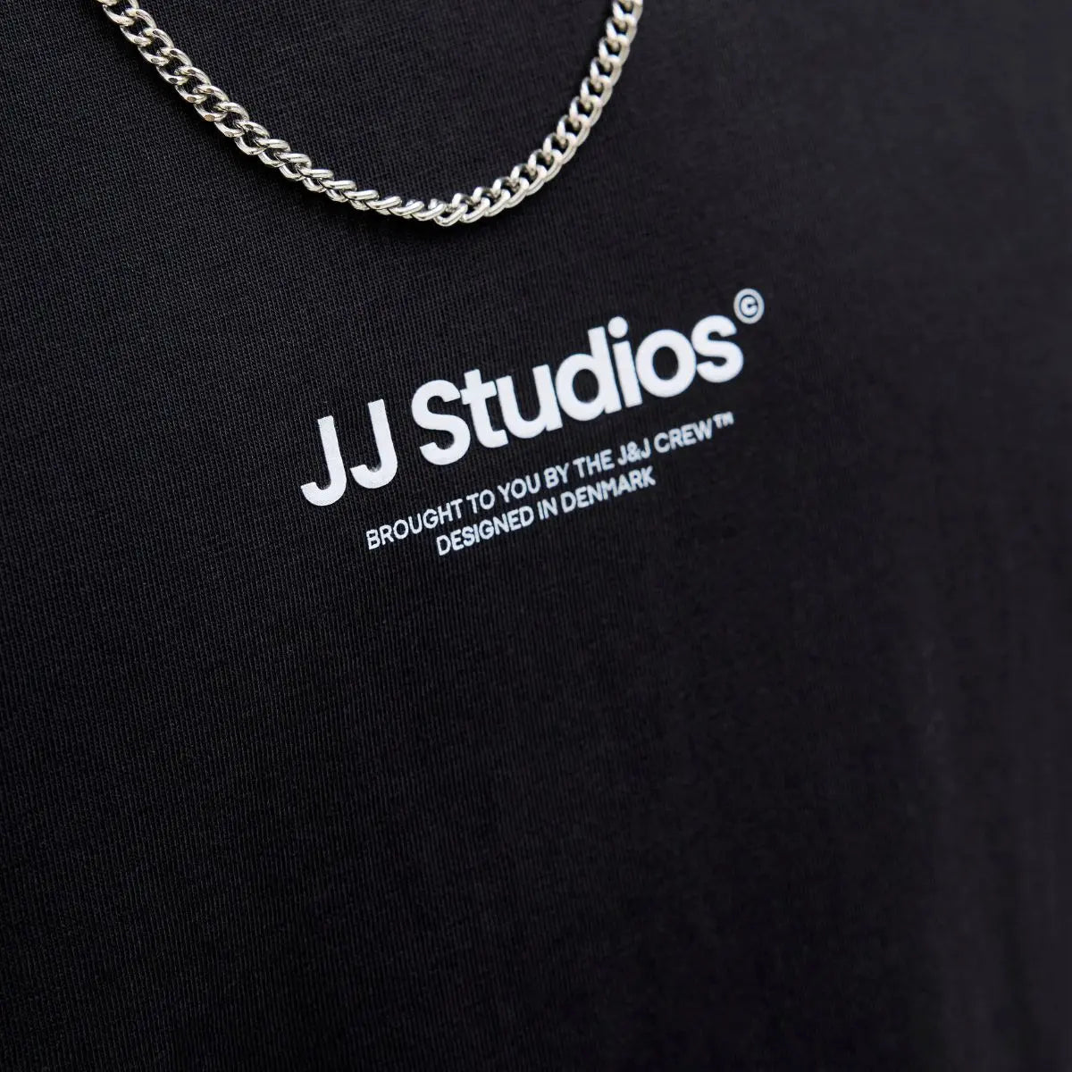 Duży męski t-shirt  koszulka z nadrukiem krótkim rękawem Jack &amp; Jones 12279591 czarna