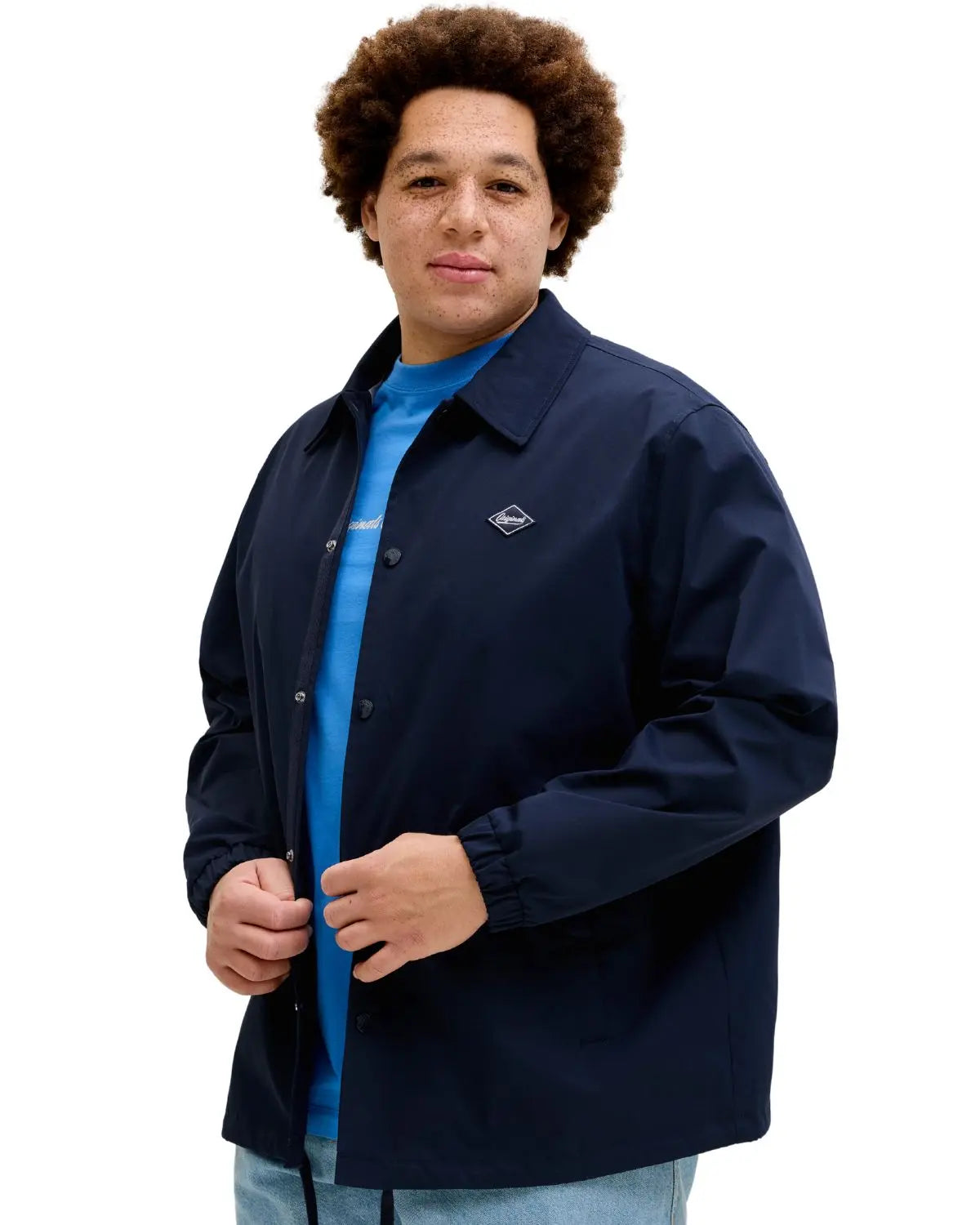 Duża męska lekka kurtka przejściowa z powłoką przeciwdeszczową Jack &amp; Jones 12292980 granatowa